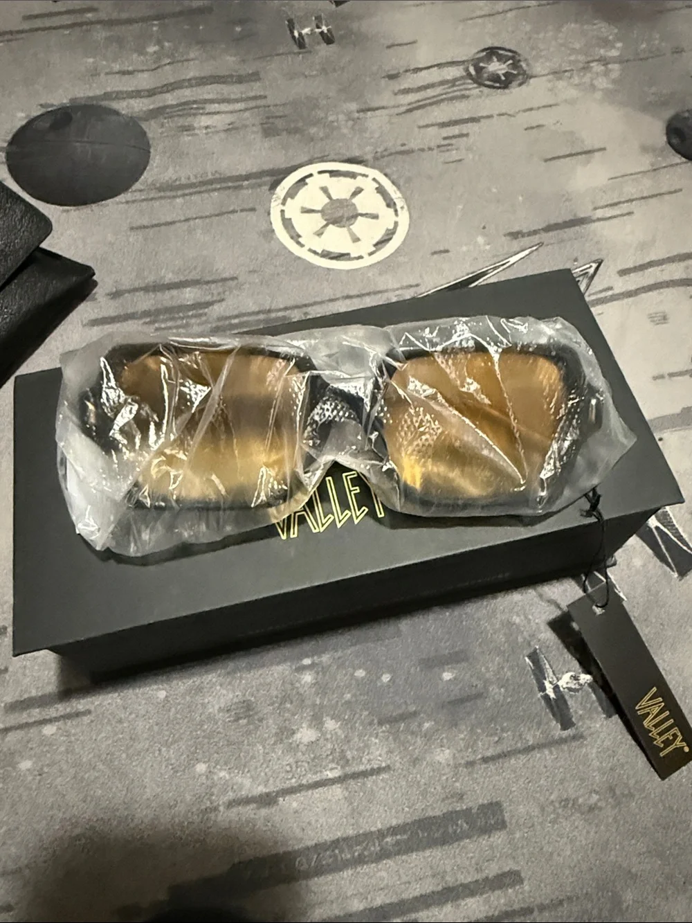 NWT VALLEY EYEWEAR LIBERTY SUNGLASSES